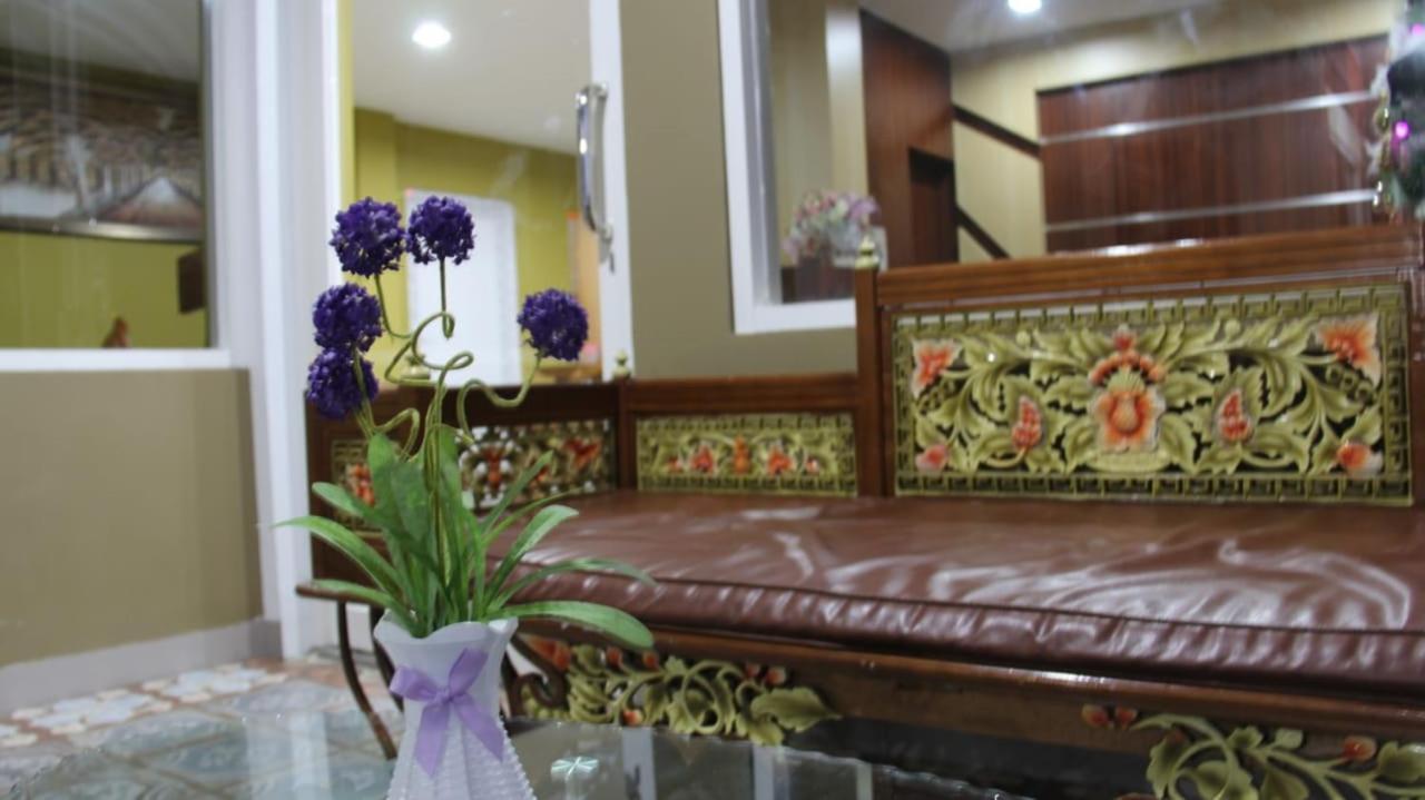 Granada Inn Palu Exteriör bild