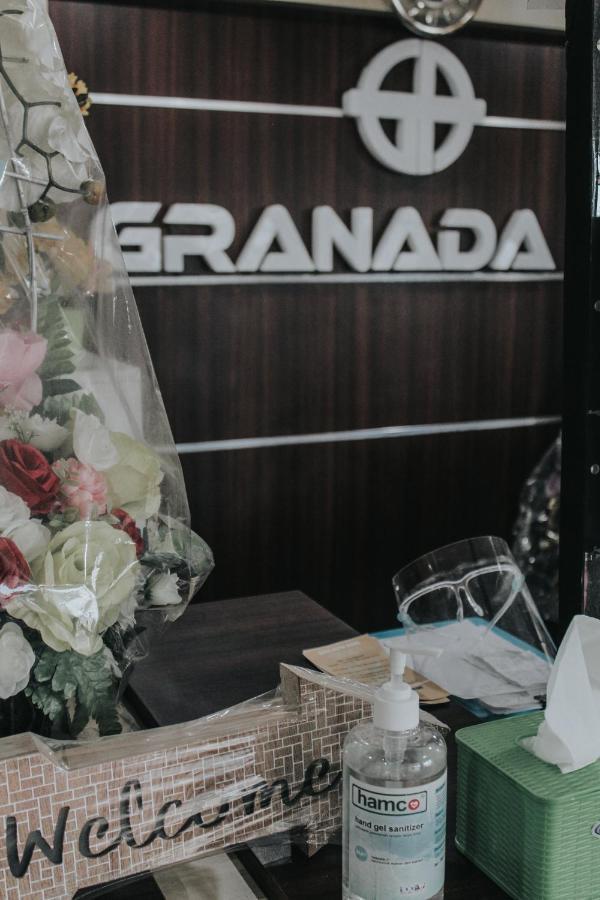 Granada Inn Palu Exteriör bild