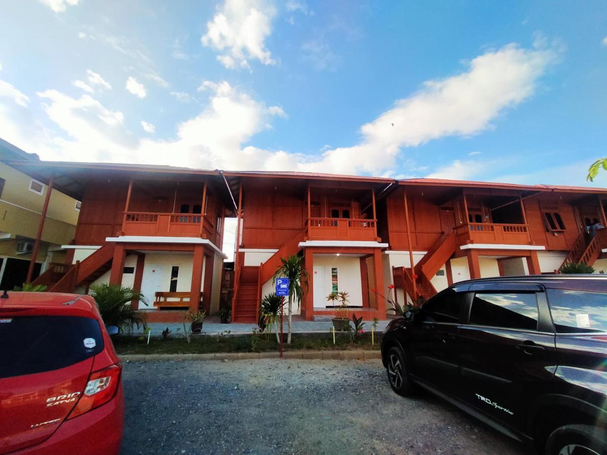 Granada Inn Palu Exteriör bild